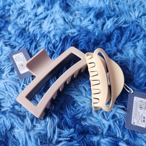 Set of Beige and Cream Hair Clips